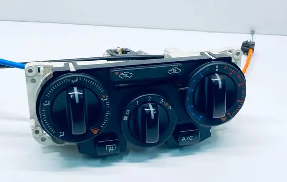 Nissan Note (E11) Climate control unit 275159U00B