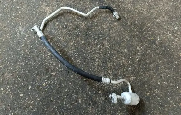 Toyota Mirai Air conditioning (A/C) pipe/hose
