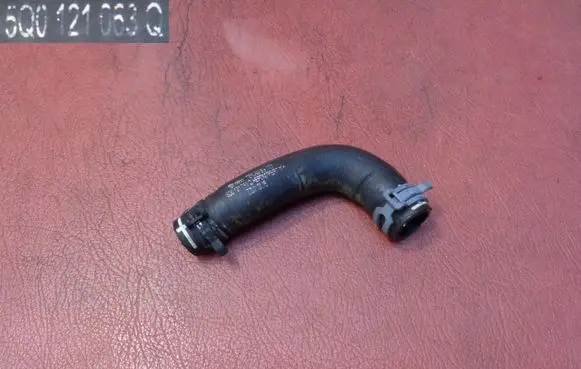 Volkswagen Golf VII Engine coolant pipe/hose 5Q0121063Q