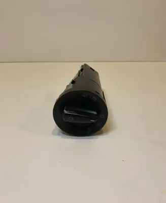 Volkswagen PASSAT B5 Light switch BK71C0941531