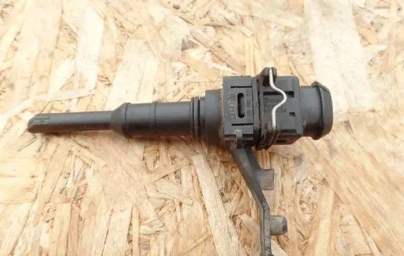 Audi A4 S4 B6 8E 8H Speed sensor (speedometer sensor) 012409191D
