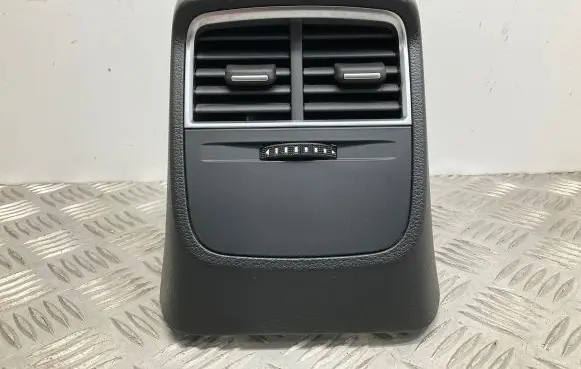 Audi A3 S3 8V Rear air vent grill 8V0864376B 8V0819203