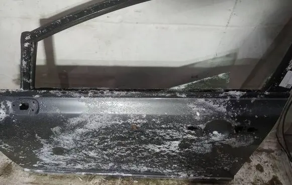 Honda Civic Front door glass trim molding 