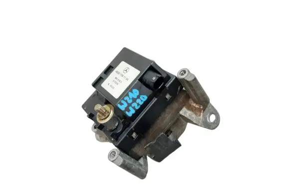 Mercedes-Benz S W220 Coolant heater A0001591104