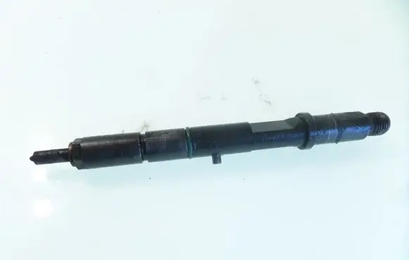 Audi A6 S6 C5 4B Fuel injector 059130201E 0432133836