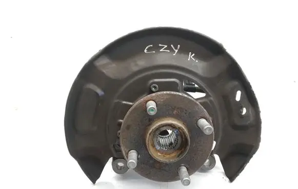 Toyota Yaris Front wheel hub