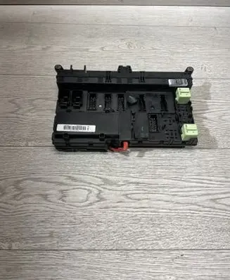 BMW X5 E53 Fuse module 8380407