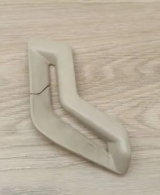 Volvo XC90 Seat belt trim 13550