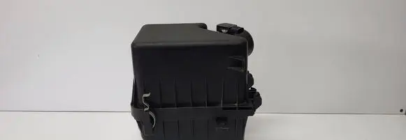 Toyota RAV 4 (XA40) Air filter box 1770137180