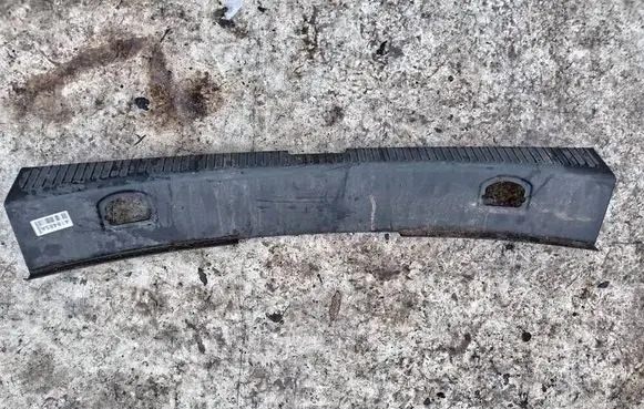 Other trunk/boot trim element
