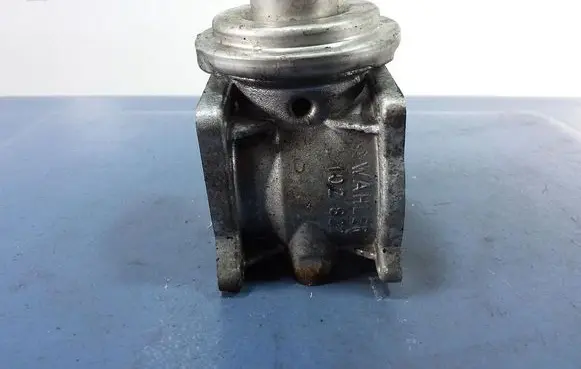 Volkswagen Touareg I EGR valve 07Z131501A