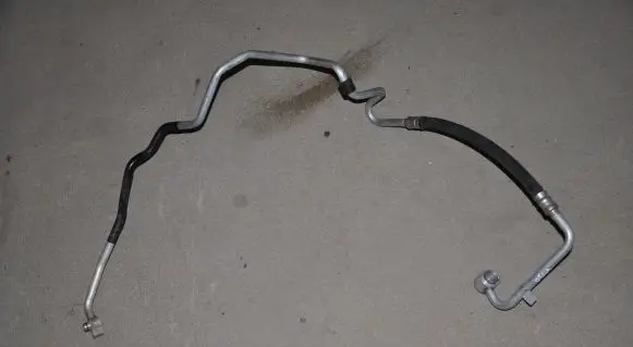 Audi Q3 8U Air conditioning (A/C) pipe/hose 8U0820743K KLEP541
