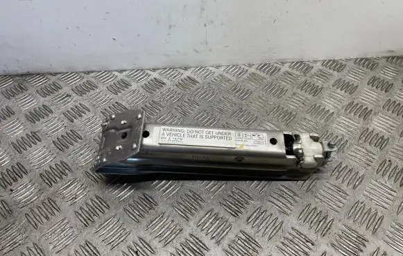 Mercedes-Benz C W204 Lift Jack A2125800118 A2125800418