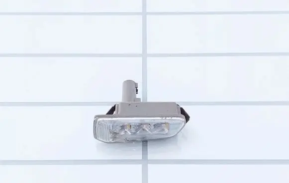 Audi A8 S8 D3 4E Front fender indicator light 4E0949128