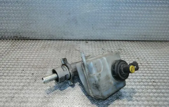 Renault Master II Master brake cylinder 7700314757