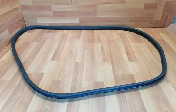 Renault Zoe Front door rubber seal 808324593R 808326900R