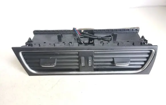 Audi A4 S4 B8 8K Dash center air vent grill 8T1820951C