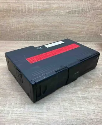 BMW 5 E39 CD/DVD changer 6913388 10211550