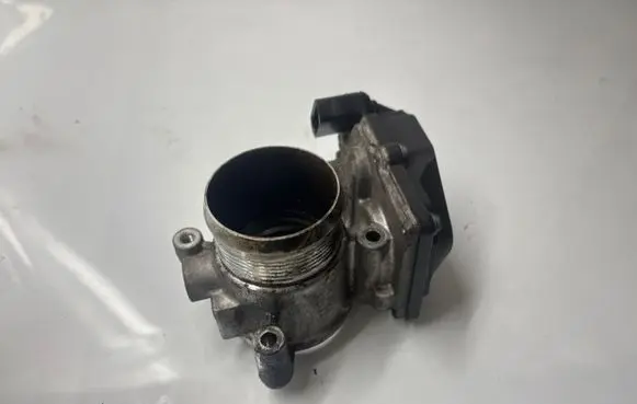 Audi A4 S4 B8 8K Throttle valve A2C83076000
