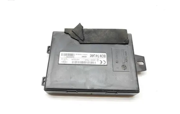 Renault Trafic III (X82) Engine control unit/module 2675974 284B12763R 23206664