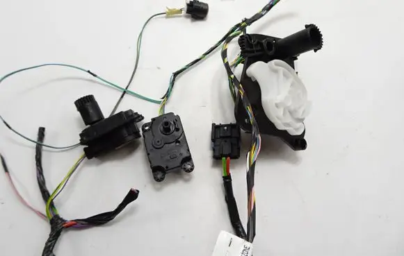 Opel Crossland X Air flap motor/actuator Z5509001 190718D D36004