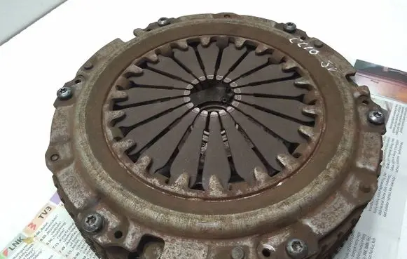 Renault Clio II Clutch set kit 8200183704