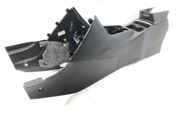 Opel Grandland X Center console 