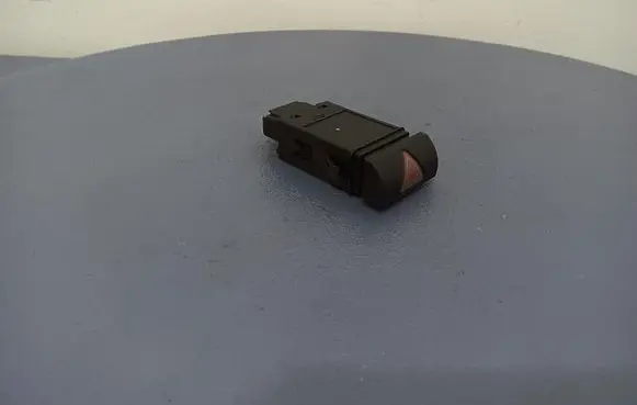 Seat Ibiza II (6k) Hazard light switch 6K0953235B