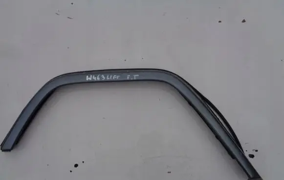 Mercedes-Benz G W461 W463 1st Gen Rear arch trim 16441446