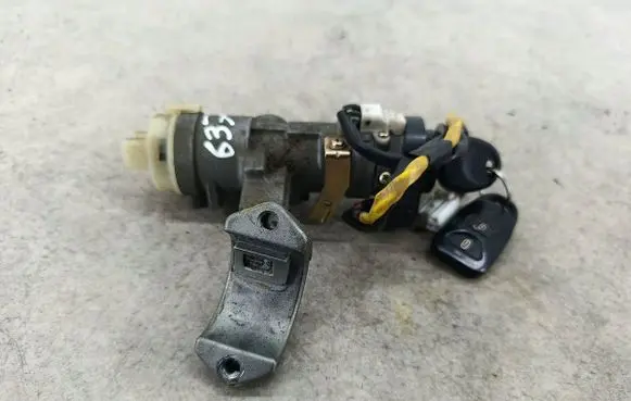 Hyundai Tucson JM Ignition lock