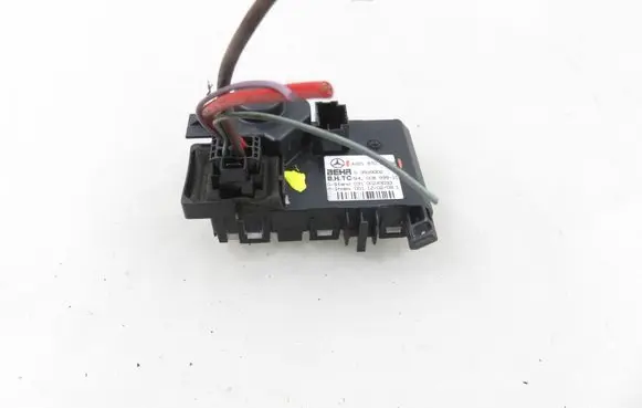 Mercedes-Benz S W221 Heater blower motor/fan resistor A2218706758