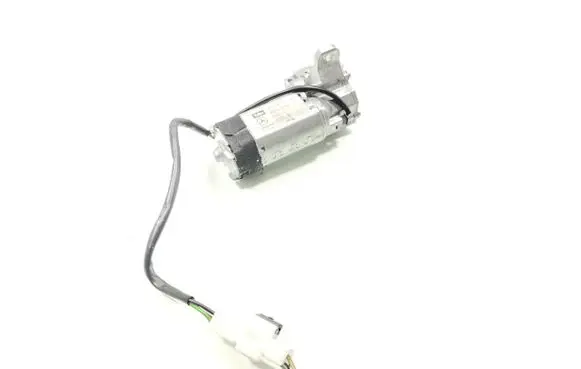 Mercedes-Benz E W211 Steering column adjust motor 6418138