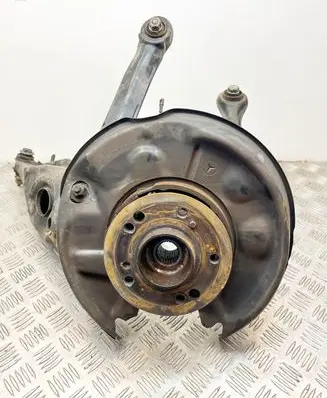Mercedes-Benz SL R129 Rear wheel hub A2013574605 A2013574805