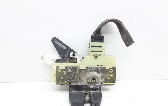 Volvo XC70 Tailgate/trunk/boot lock/catch/latch