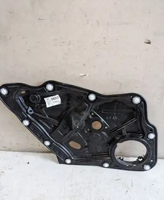 Volkswagen PASSAT CC Rear door window/glass frame 963330 914888