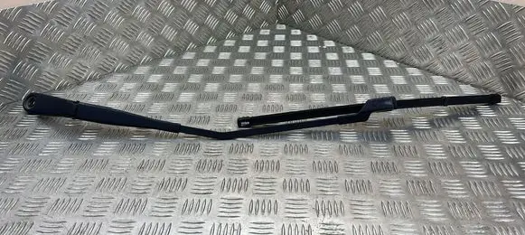 Volvo XC60 Front wiper blade arm 30753529