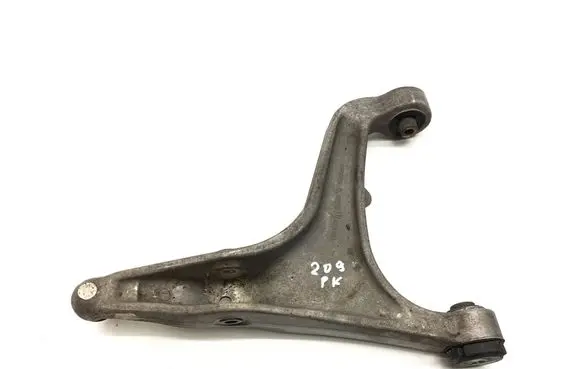 Maserati Ghibli Front lower control arm/wishbone 06700071800