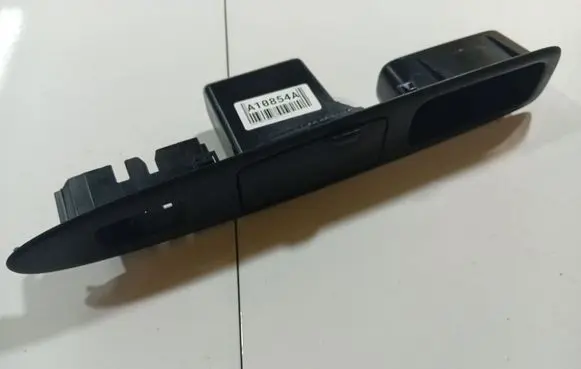 Toyota Avensis Verso Front door window switch trim 747427244100 7474272-44100