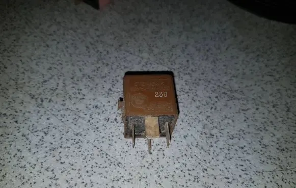 BMW 5 E34 Other relay 613613887291 23134K59X108