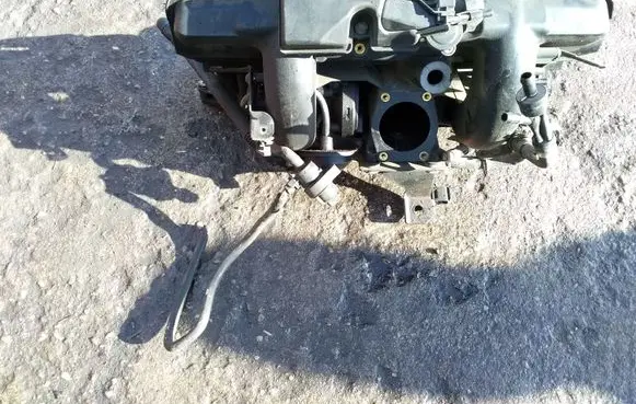 BMW 5 E39 Intake manifold