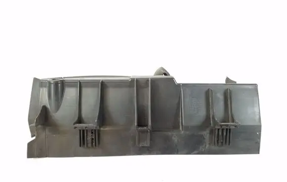 Infiniti Q30 Intercooler air guide/duct channel A2425050230