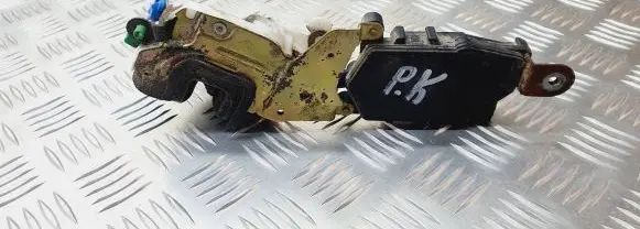 Subaru Forester SF Front door lock