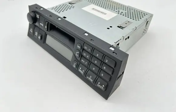 Jaguar XK8 - XKR Radio/CD/DVD/GPS head unit LJD4100AB