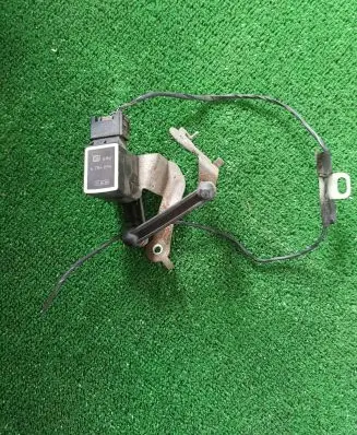 BMW 3 E90 E91 Headlight/headlamp level sensor 6784694