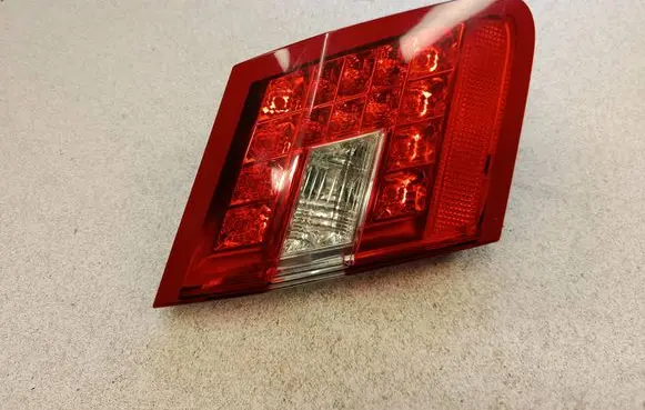 Mercedes-Benz E W212 Tailgate rear/tail lights A2129060158 778001 483521