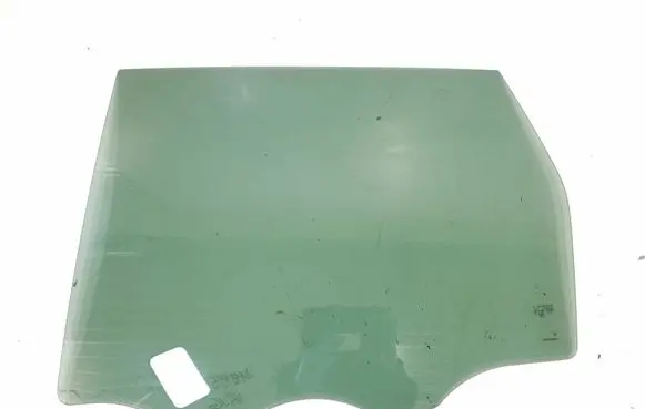 Porsche Cayenne (92A) Rear door window glass 95854261105