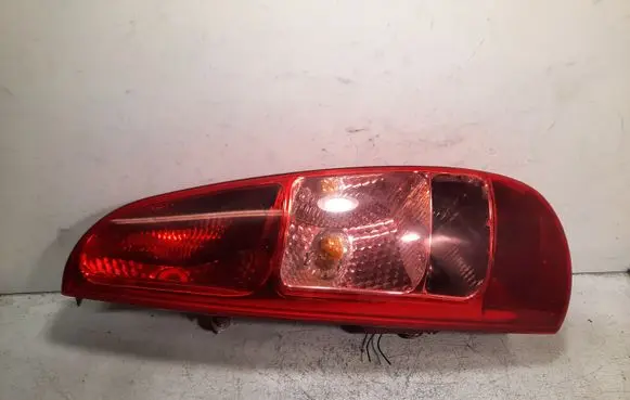 Peugeot 807 Rear/tail lights 2551