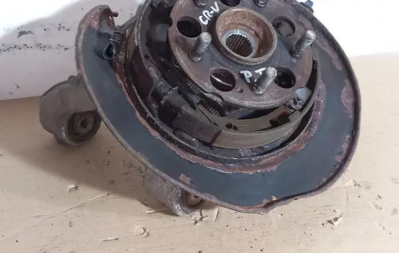 Honda CR-V Rear wheel hub