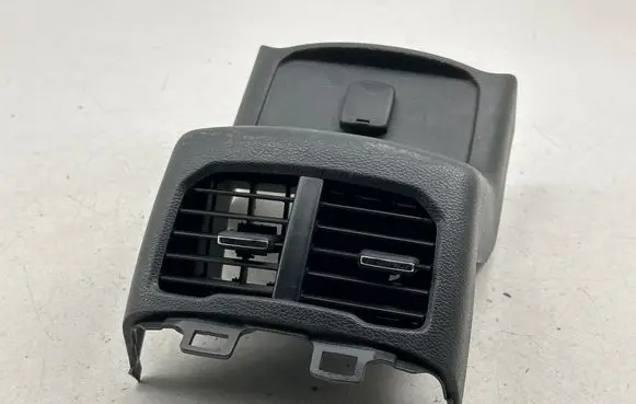 Ford Mondeo MK V Rear air vent grill DS73F045A12J