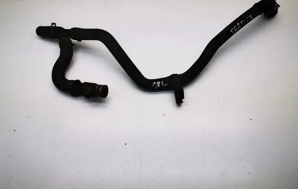 Renault Trafic II (X83) Engine coolant pipe/hose